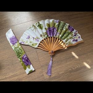 Beautiful Chinese & Japanese folding fan